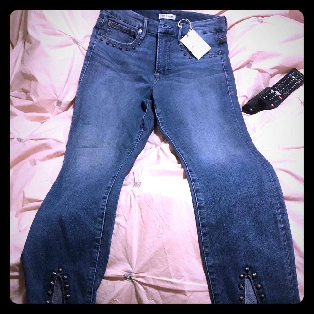 NWT good American crop jeans w/metal studs